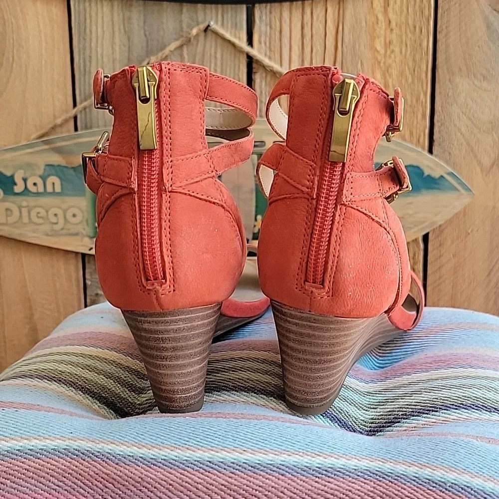 Franco Sarto Coral Wedge Sandals Size 7.5M - Picture 5 of 6
